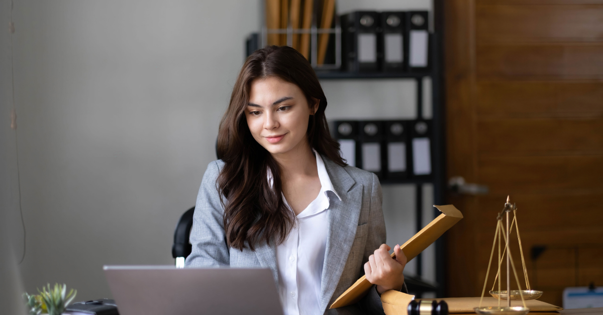 Direito e Gestão de Escritórios de Advocacia